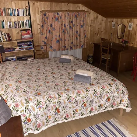 Altenried- By Interhome